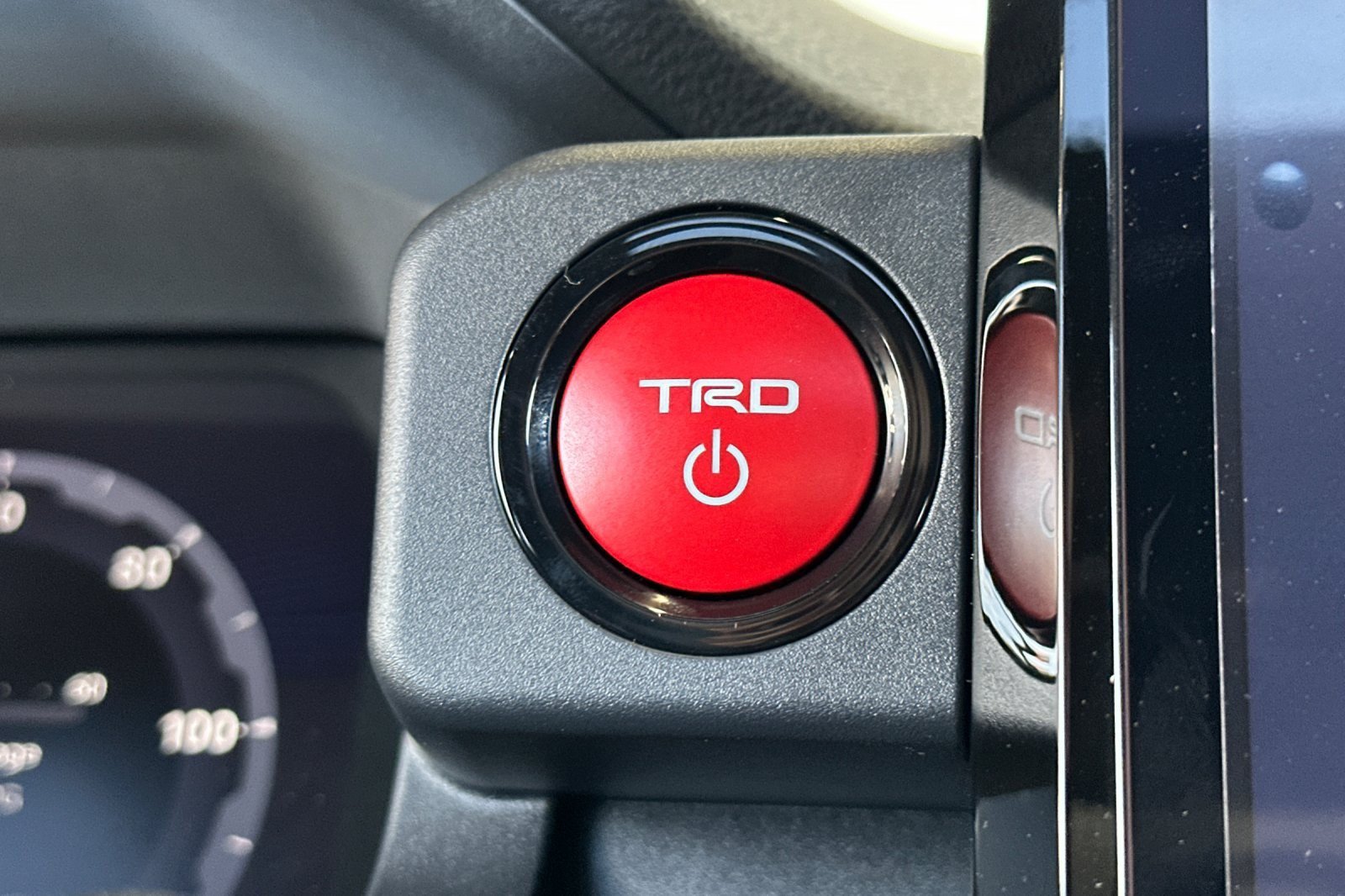 New 2026 Toyota 4Runner TRD Off-Road Premium AWD/4WD image 21