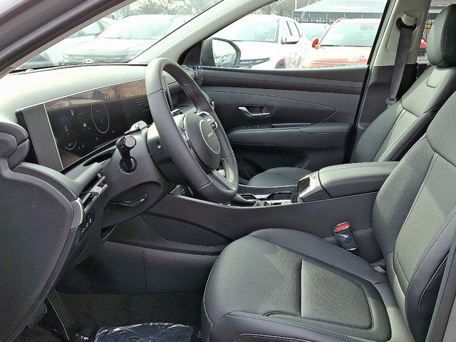 Used 2025 Hyundai Tucson SEL AWD/4WD image 13