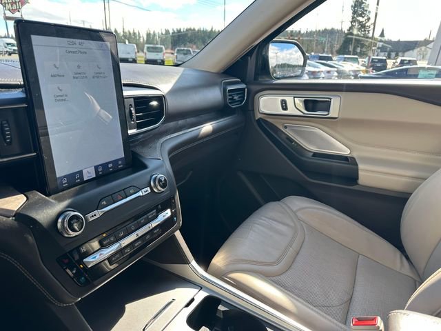 Used 2020 Ford Explorer Platinum image 20