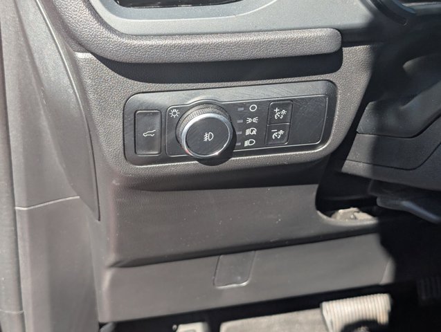Used 2025 Ford Escape ST-Line Select AWD/4WD image 9
