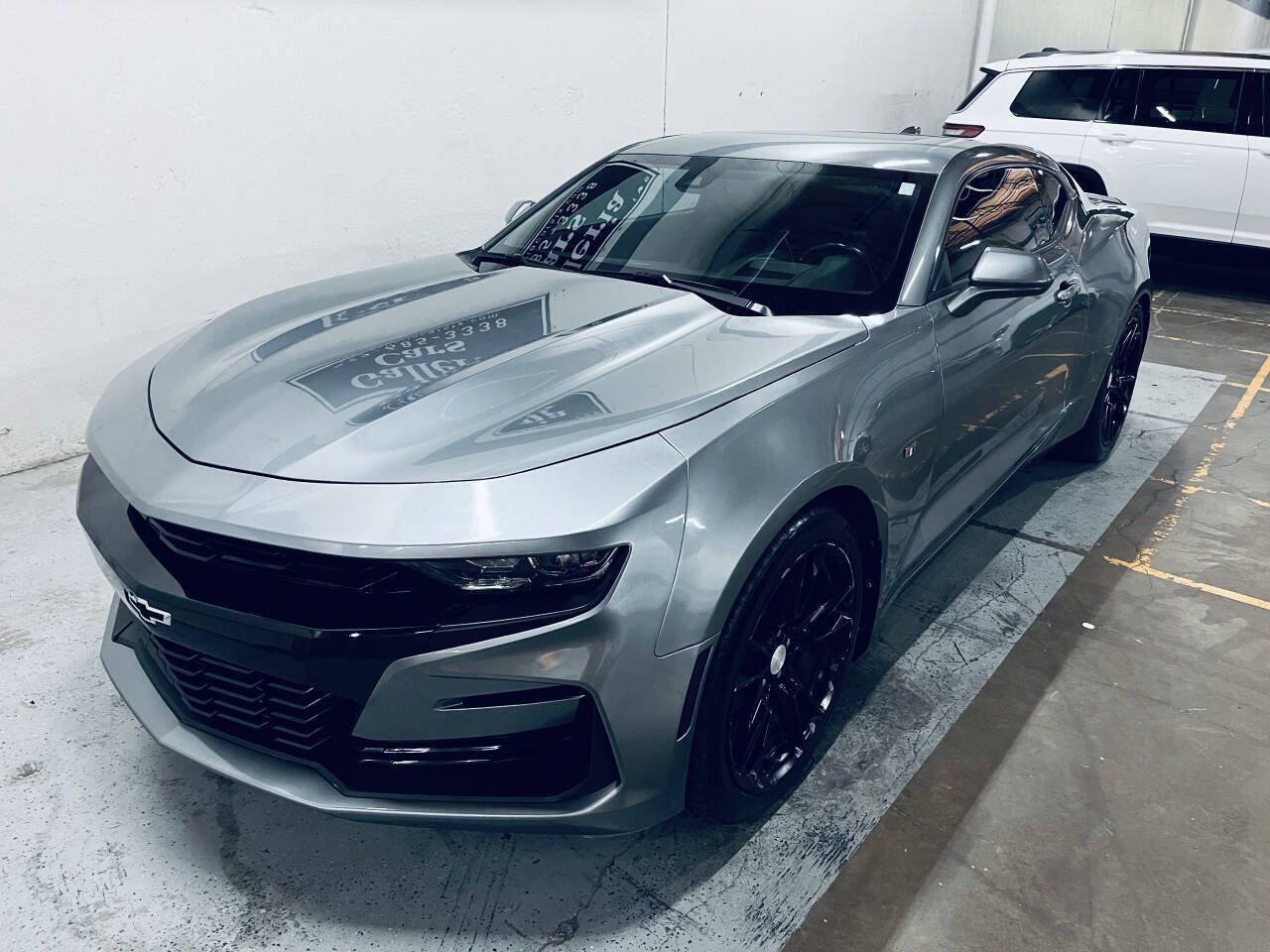 Used 2019 Chevrolet Camaro LT RWD image 3