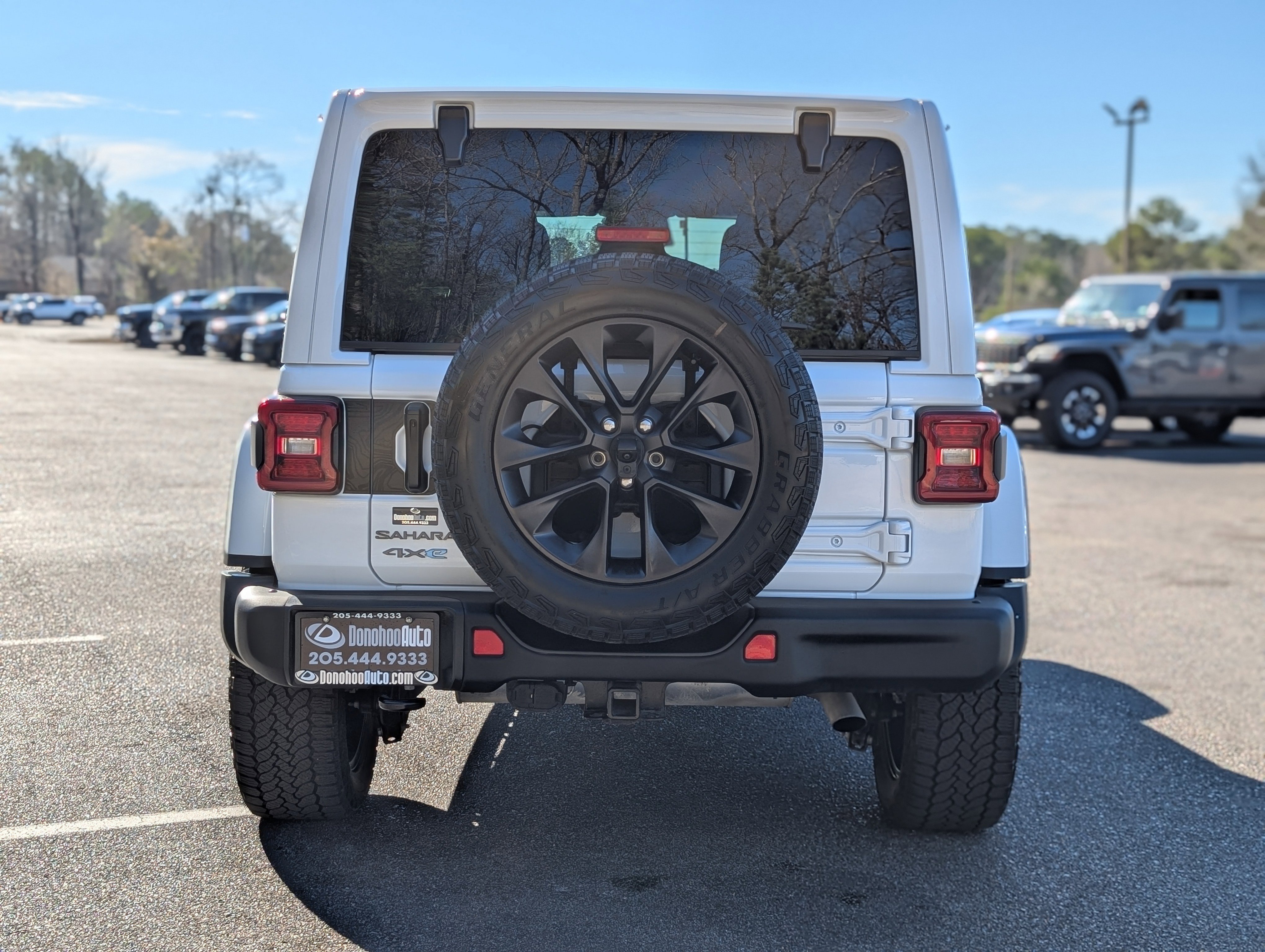 Used 2025 Jeep Wrangler Backcountry image 8