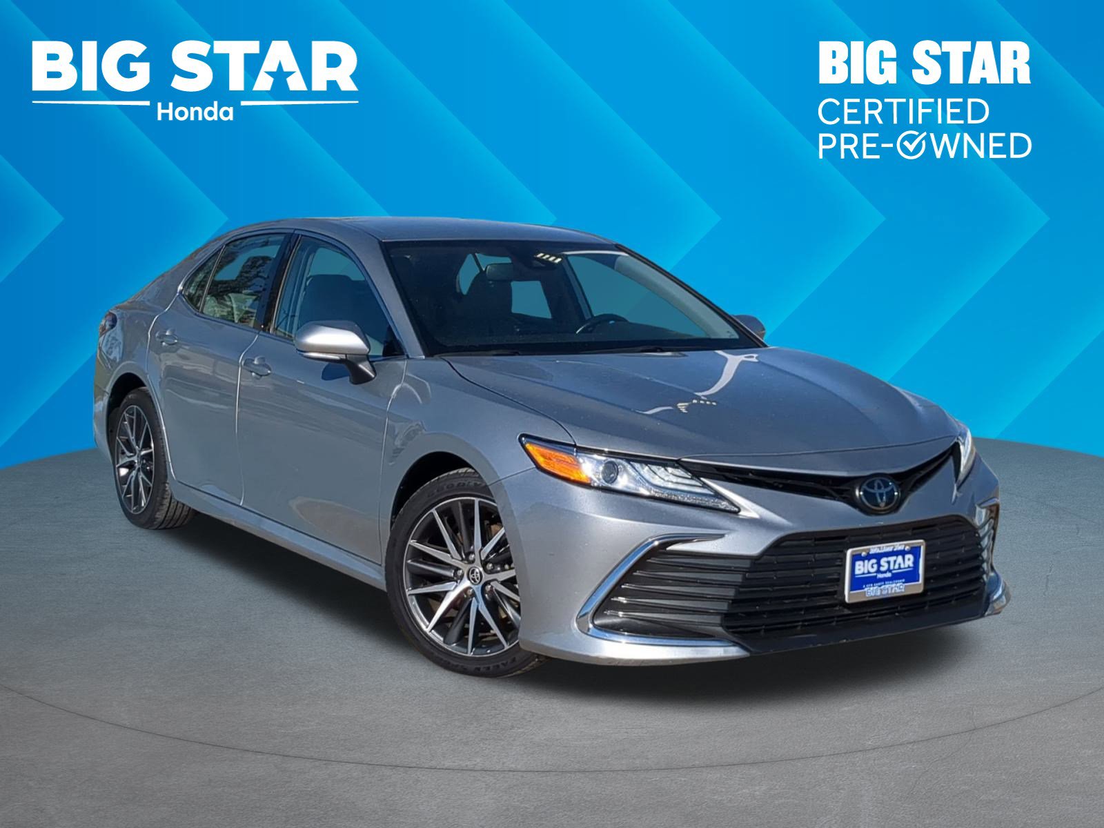 Used 2023 Toyota Camry XLE image 1