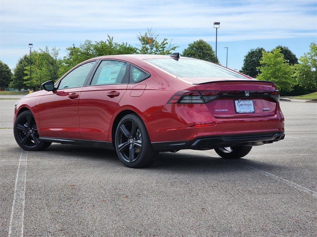 Used 2024 Honda Accord Sport image 13