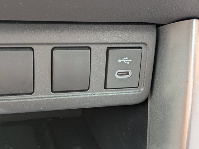 Used 2023 Toyota Corolla Cross AWD Hybrid w/ Moonroof Package image 27
