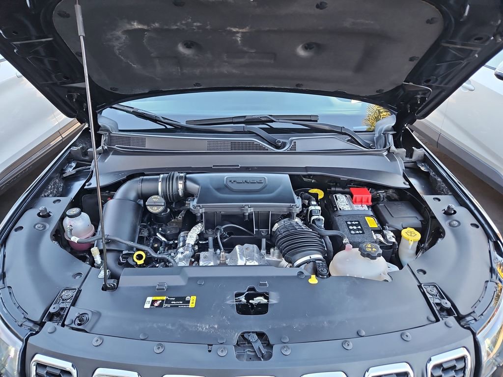 Used 2024 Jeep Compass Sport image 31