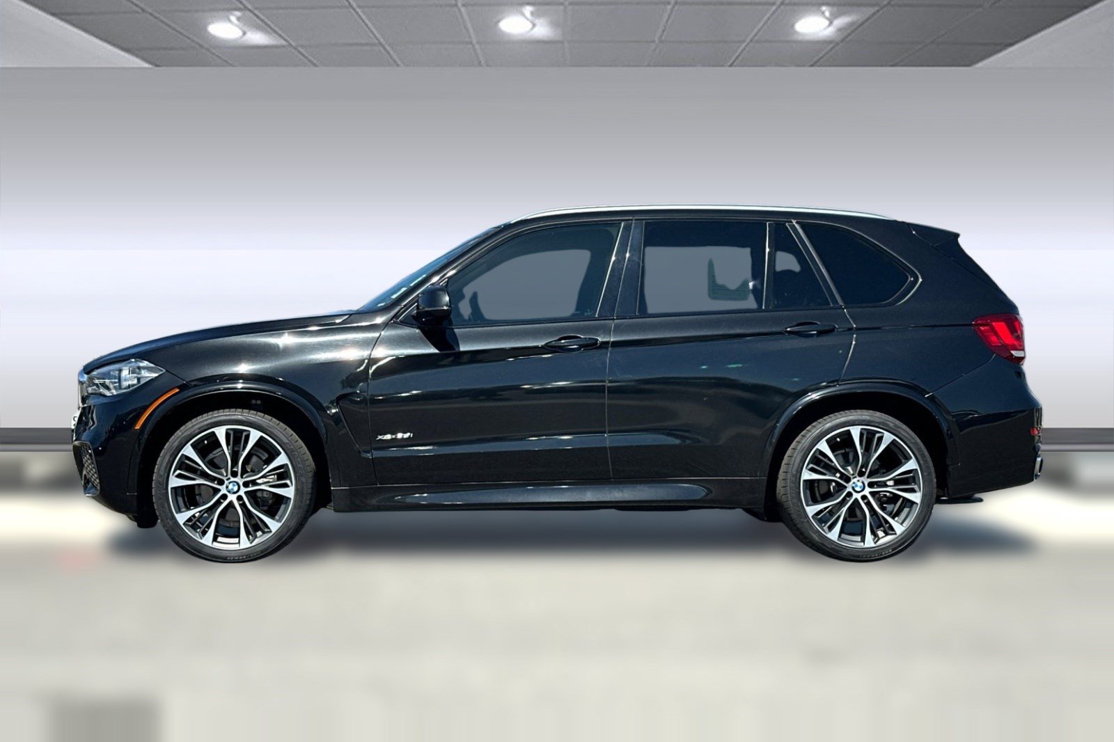 Used 2018 BMW X5 xDrive35i AWD/4WD image 2