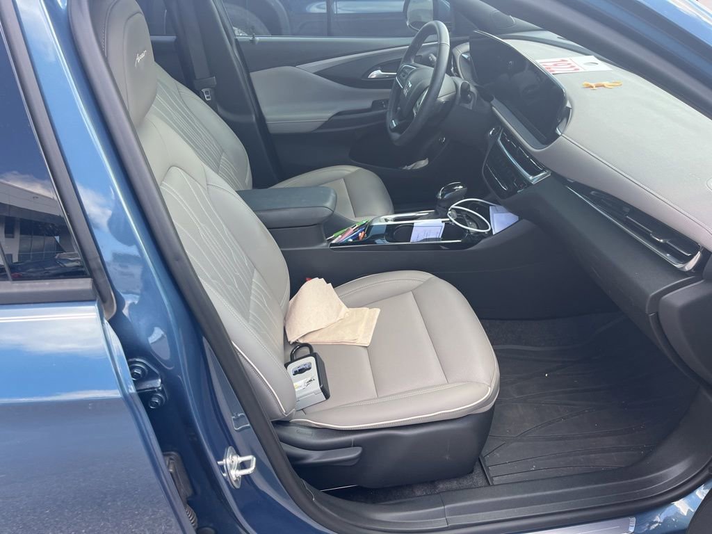 Used 2024 Buick Envista Avenir image 5