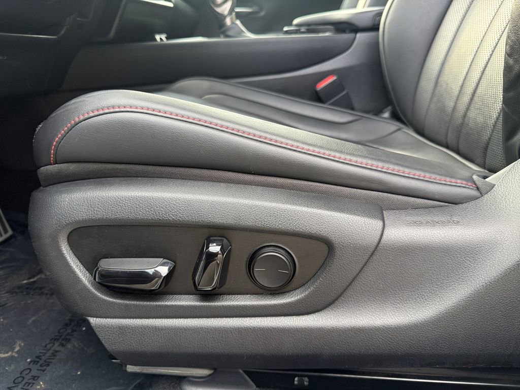 Used 2019 Lexus UX 200 F Sport image 18