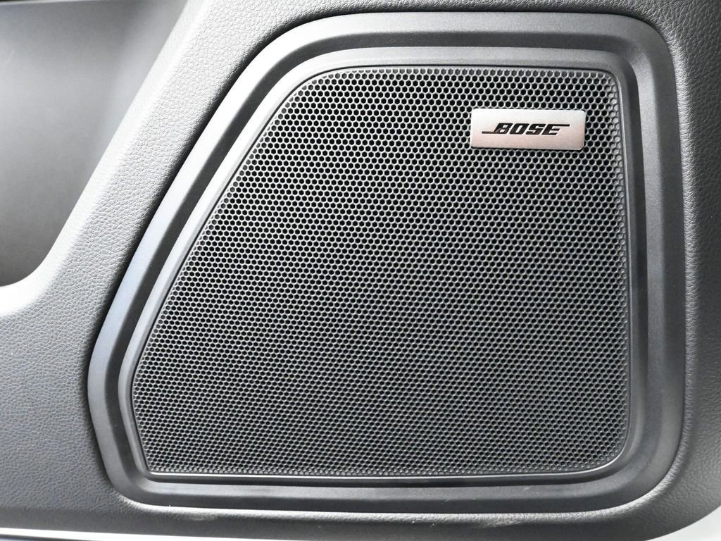 New 2025 Porsche Macan image 17