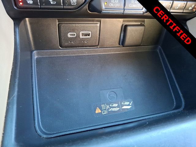 Used 2024 Chevrolet Tahoe Premier image 27