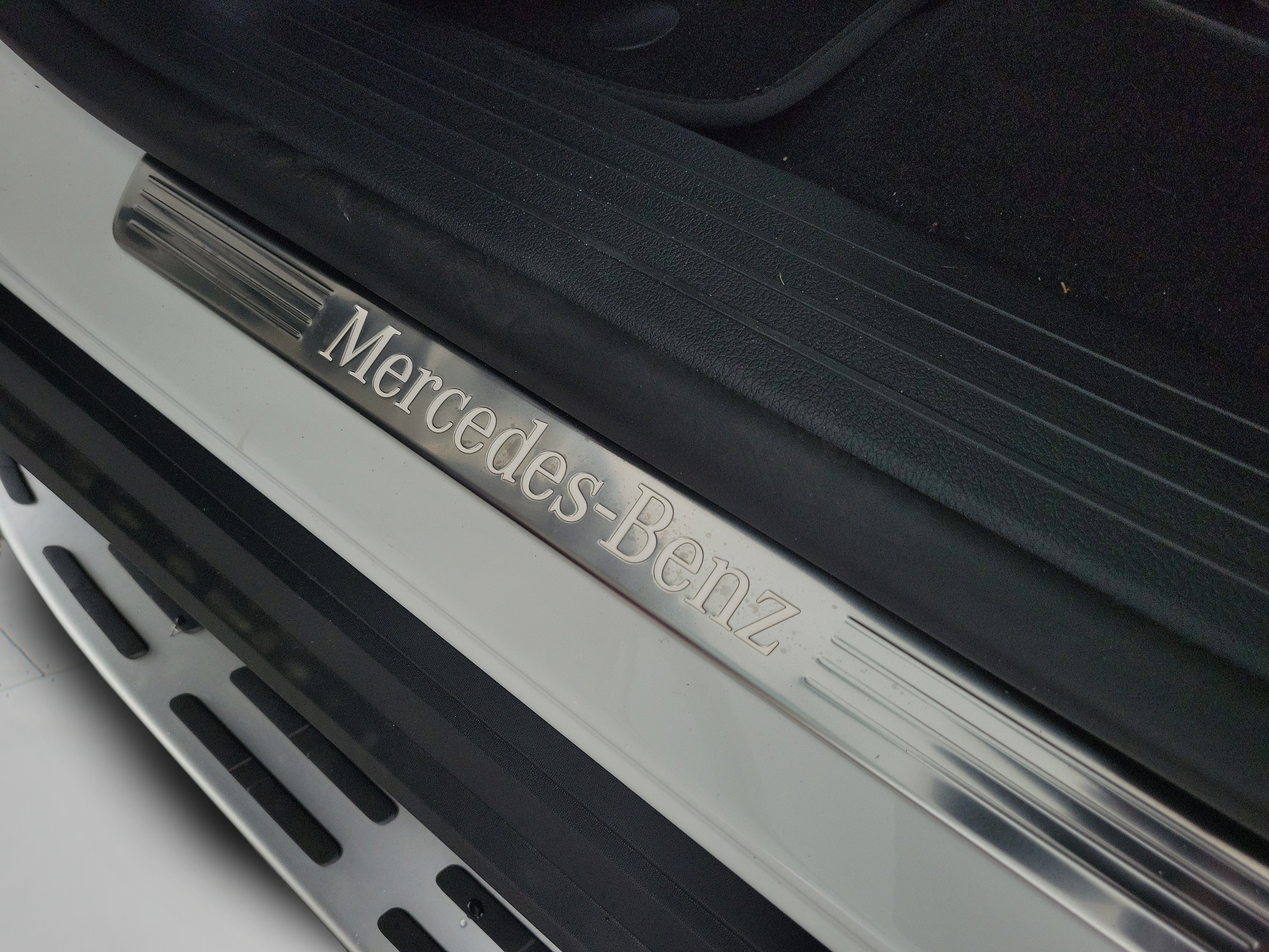 New 2026 Mercedes-Benz GLS 450 4MATIC image 37