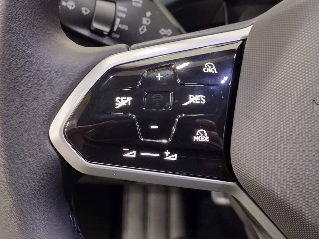 New 2025 Volkswagen ID.4 Pro S image 25