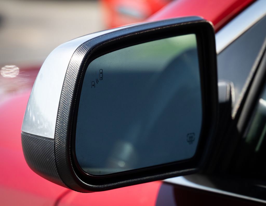 Used 2015 GMC Terrain Denali w/ Cargo Package image 4