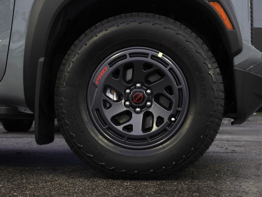 New 2026 Nissan Frontier Pro-X w/ Tow Package image 7