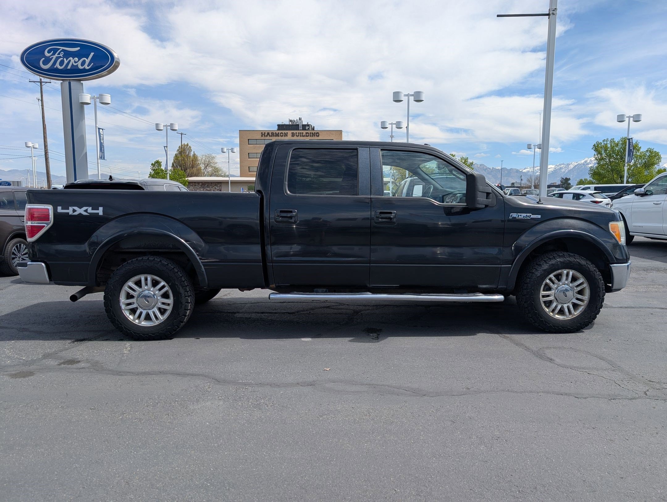 Used 2010 Ford F150 Lariat AWD/4WD image 2