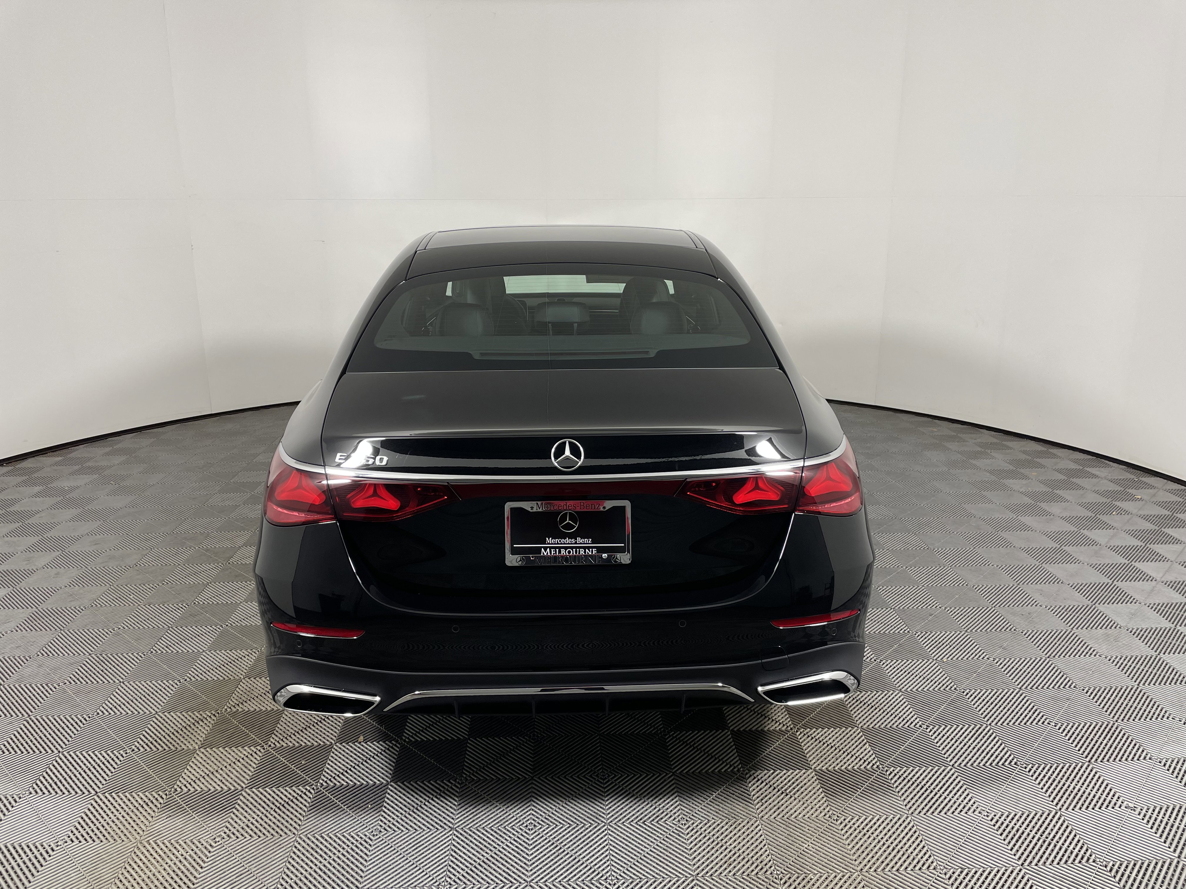 New 2026 Mercedes-Benz E 350 Sedan image 4