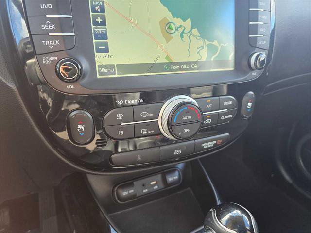Used 2016 Kia Soul ! w/ Premium Package image 29