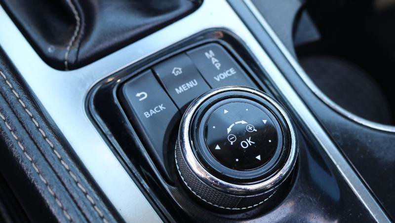 Used 2020 Nissan Maxima 3.5 SL w/ Floor Mat Group FWD image 17