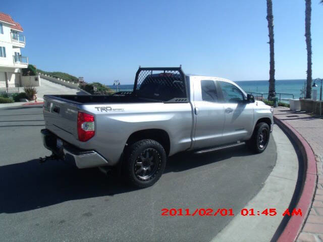 Used 2018 Toyota Tundra SR image 2