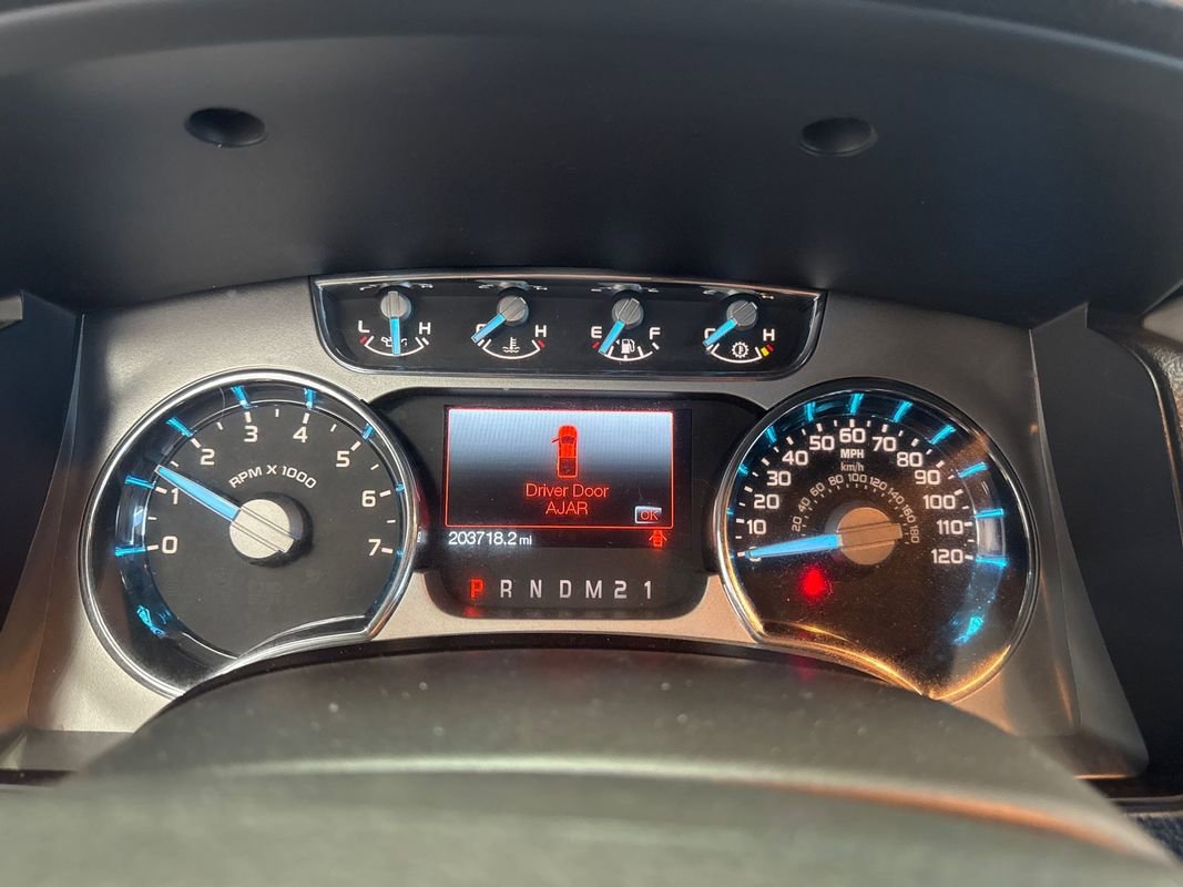 Used 2011 Ford F150 Platinum w/ Max Trailer Tow Pkg AWD/4WD image 13