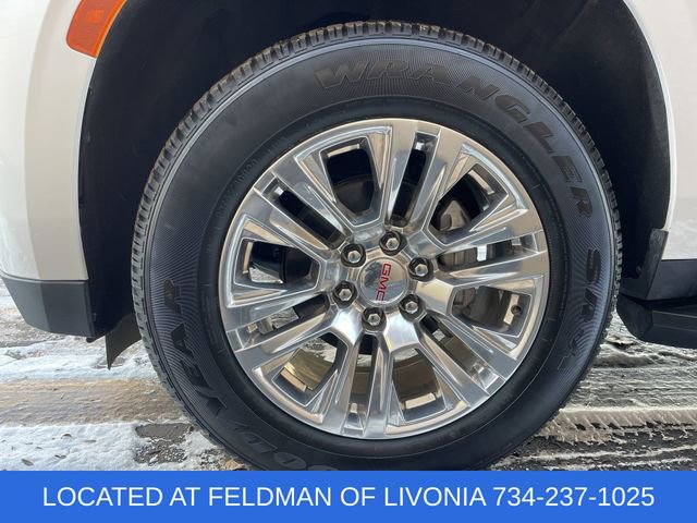 Used 2024 GMC Yukon Denali image 32