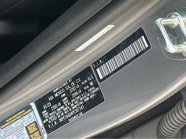 Certified 2023 Kia Forte LXS w/ LXS Technology Package FWD image 38
