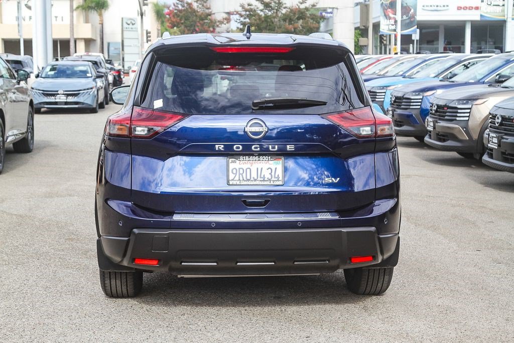 Certified 2024 Nissan Rogue SV w/ SV Premium Package FWD image 7