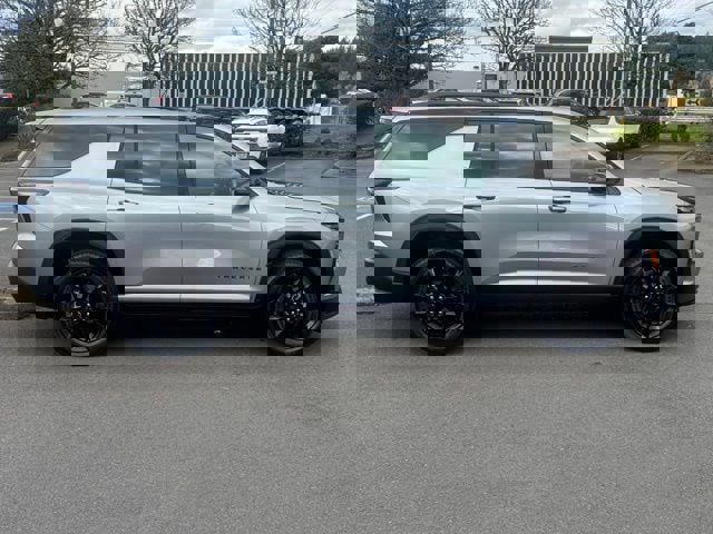 New 2026 Chevrolet Traverse LT w/ Midnight/Sport Edition image 8