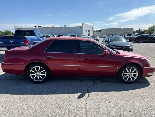 Used 2007 Cadillac DTS Performance FWD image 6