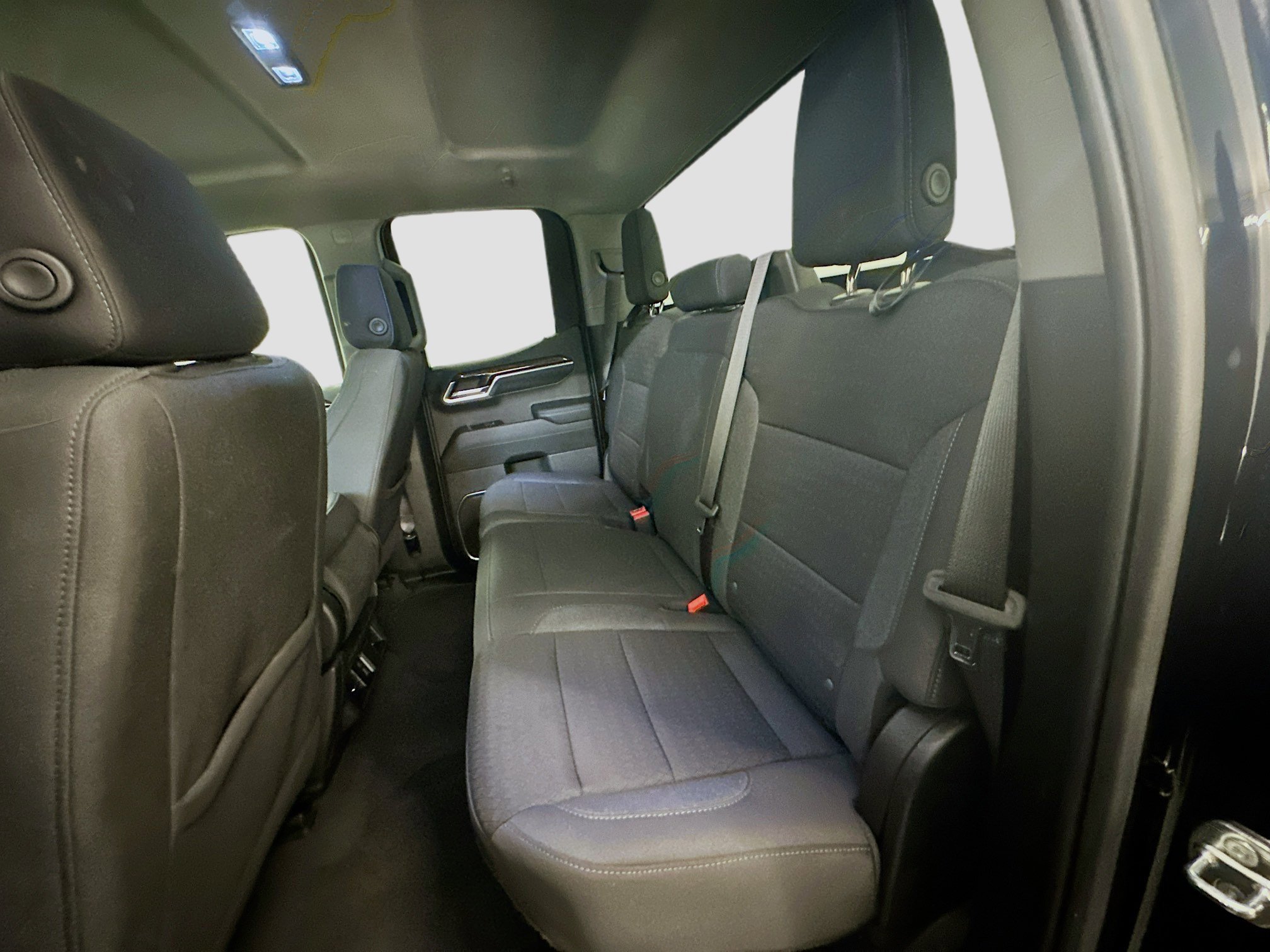 Used 2024 GMC Sierra 1500 Elevation image 29