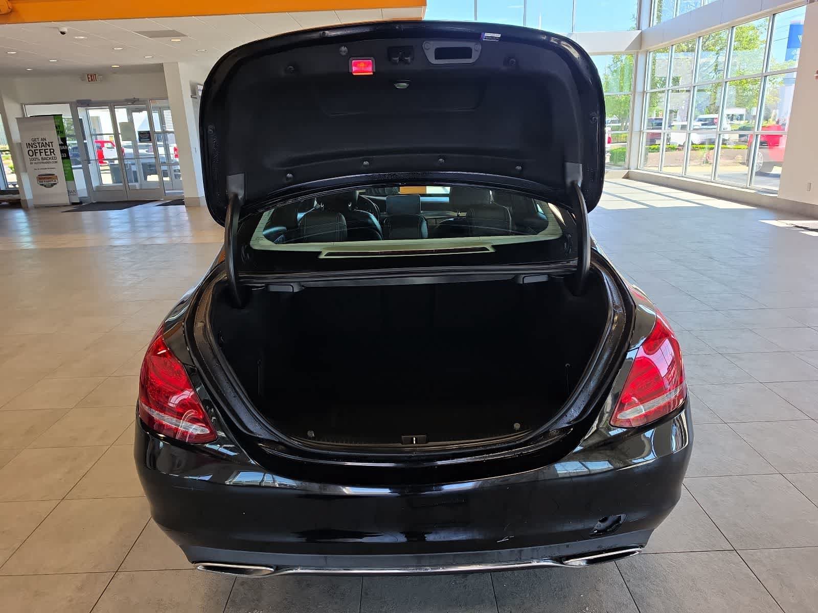 Used 2016 Mercedes-Benz C 300 4MATIC Sedan image 35