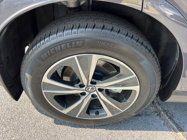 Certified 2026 Lexus RX 350h w/ All Season Protection Package AWD/4WD image 17