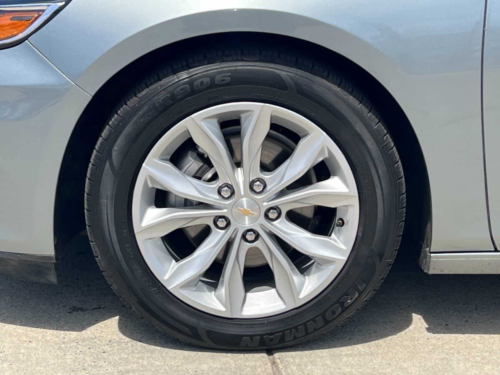Used 2024 Chevrolet Malibu LT FWD image 25