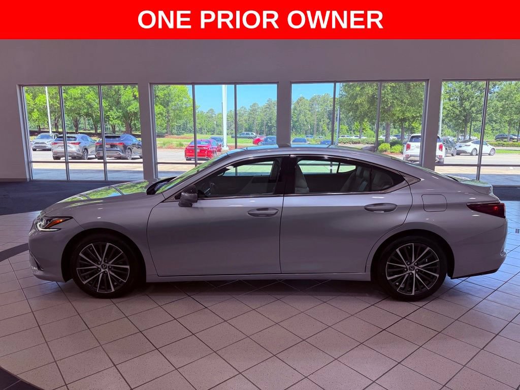 Certified 2023 Lexus ES 350 w/ Premium Package FWD image 4
