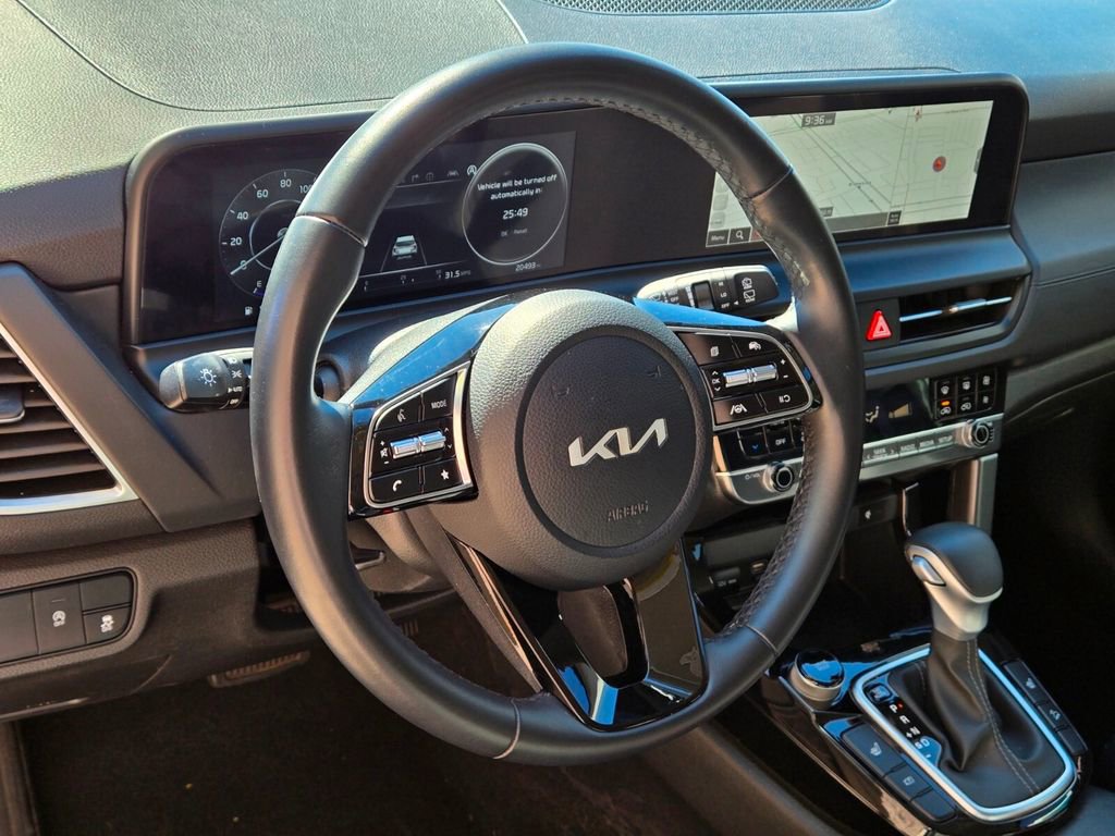 Used 2024 Kia Seltos EX FWD image 22