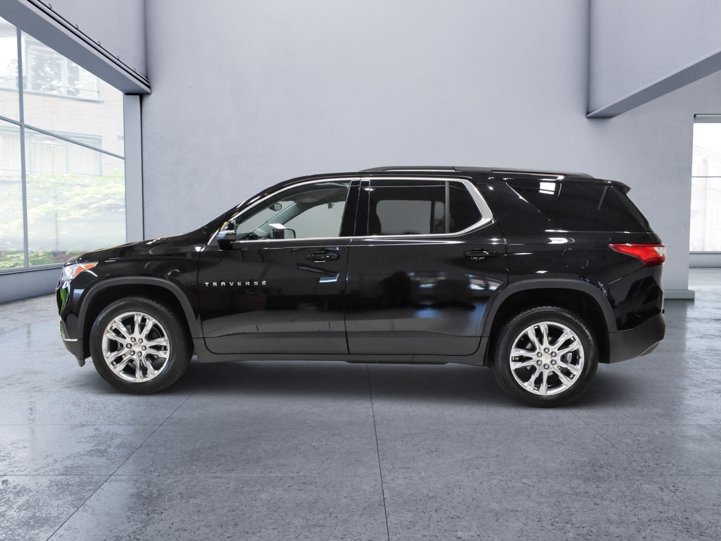 Used 2021 Chevrolet Traverse LT FWD image 3