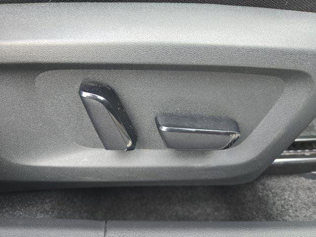 Used 2023 Nissan Rogue SL w/ SL Premium Package image 26