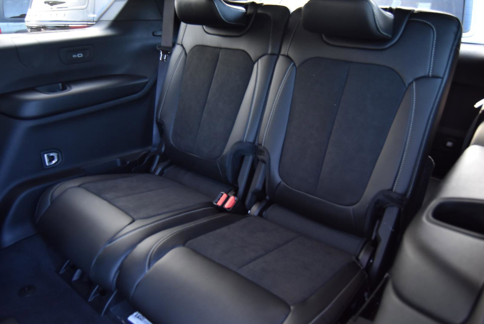 New 2025 Jeep Grand Cherokee L Altitude image 6