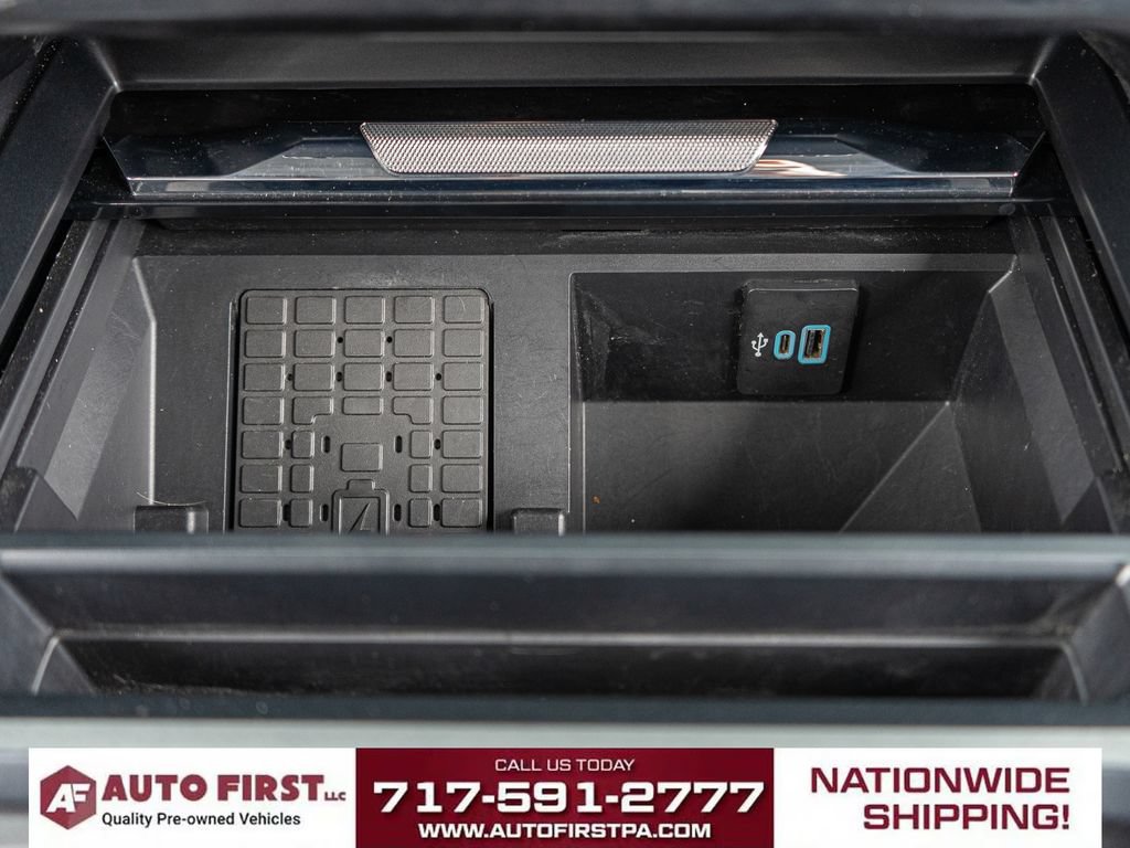 Used 2024 Ford F350 Lariat w/ Tremor Off-Road Package image 21