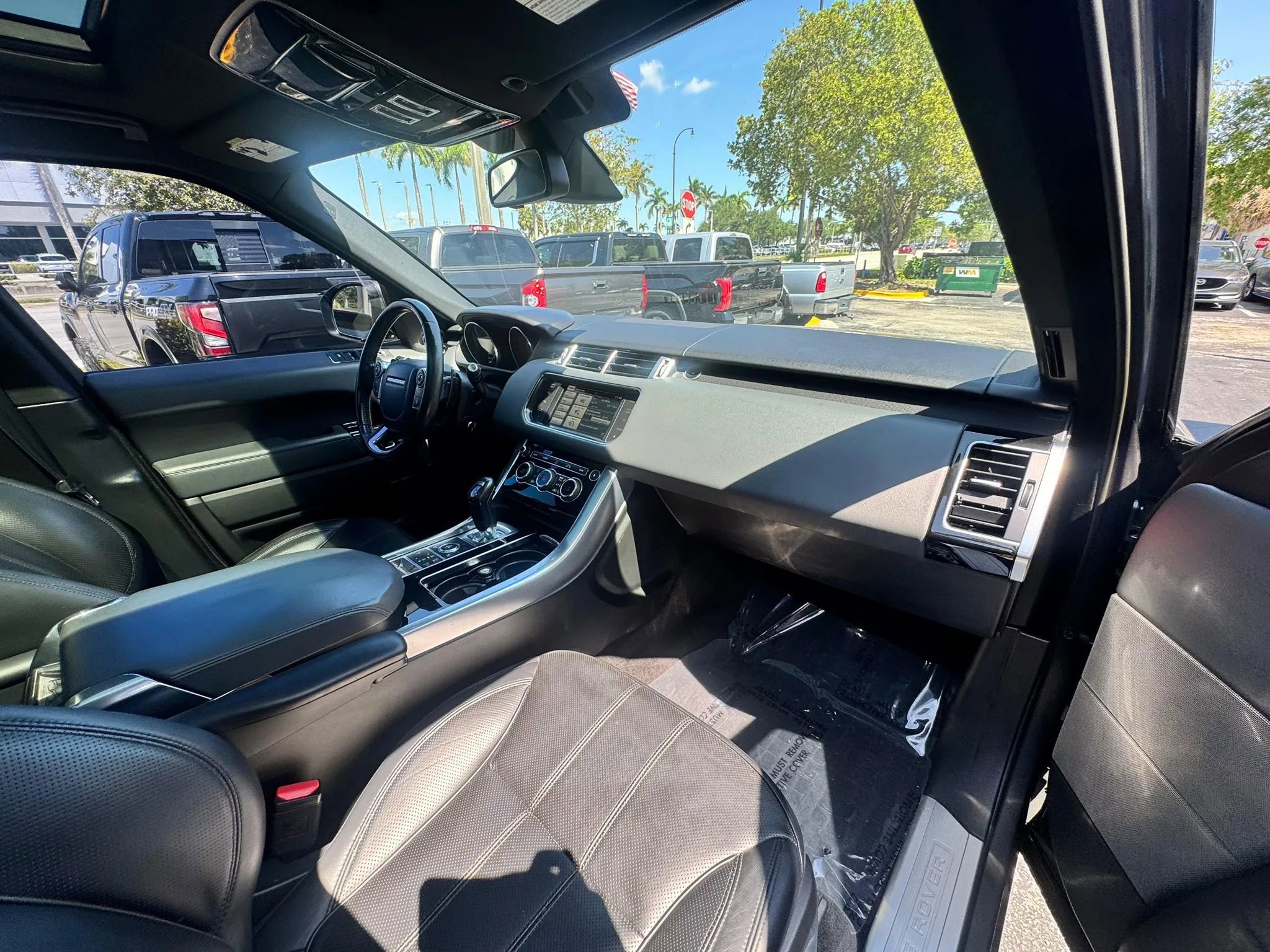 Used 2015 Land Rover Range Rover Sport Supercharged AWD/4WD image 15