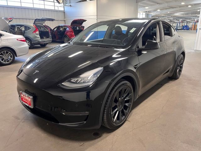 Used 2021 Tesla Model Y Long Range image 7