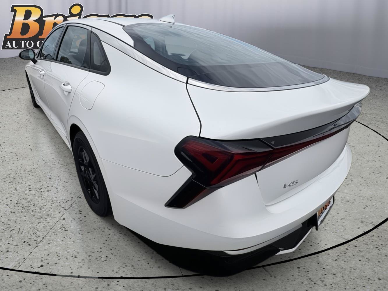 Certified 2025 Kia K5 LXS FWD image 3