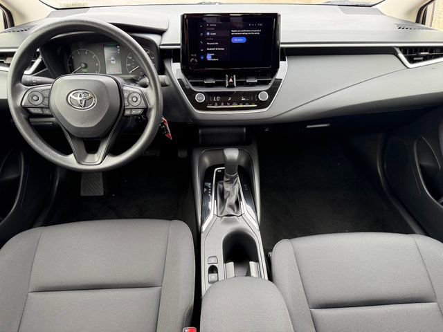 Used 2025 Toyota Corolla LE w/ Carpet Mat Package (TMS) image 24