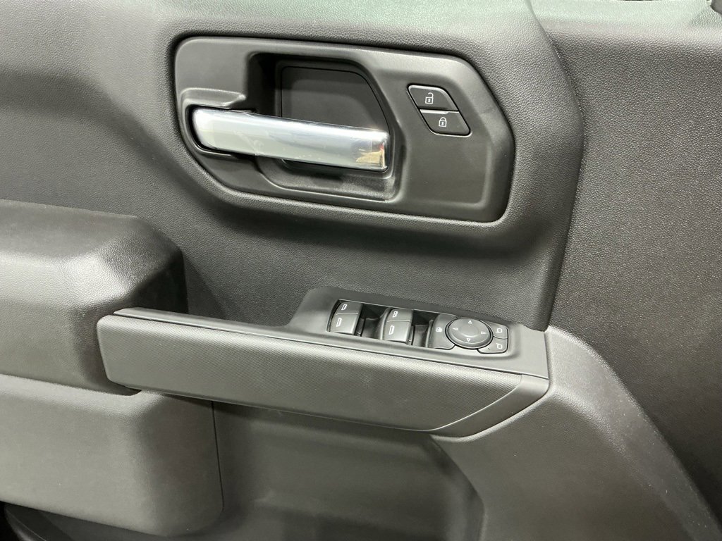 Used 2025 Chevrolet Silverado 1500 Custom Trail Boss w/ Dark Appearance Package image 21