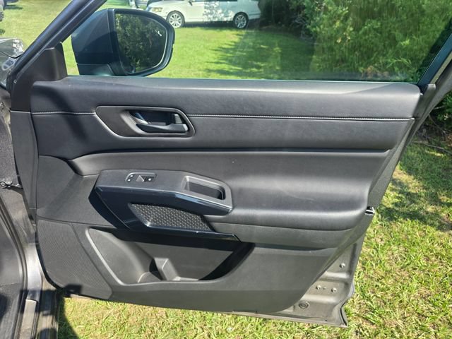Used 2024 Nissan Pathfinder SV w/ SV Premium Package FWD image 49