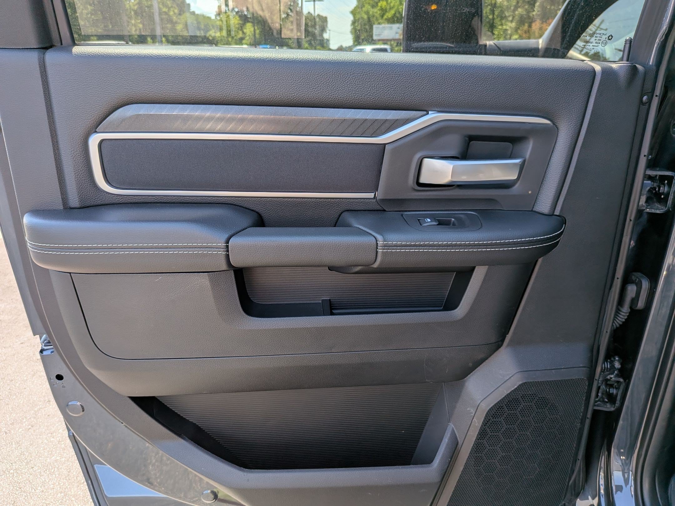 Used 2026 RAM 2500 Big Horn AWD/4WD image 16