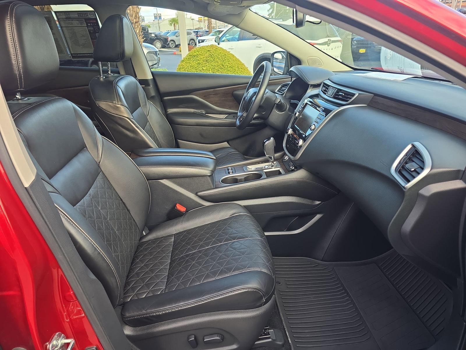 Used 2020 Nissan Murano Platinum w/ Cargo Package image 32