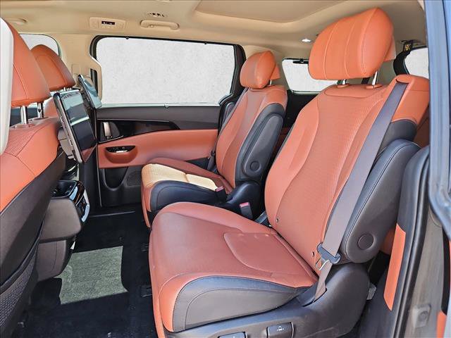 Used 2023 Kia Carnival SX Prestige FWD image 22