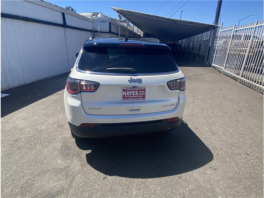 Used 2021 Jeep Compass Limited w/ Sun and Sound Group image 4